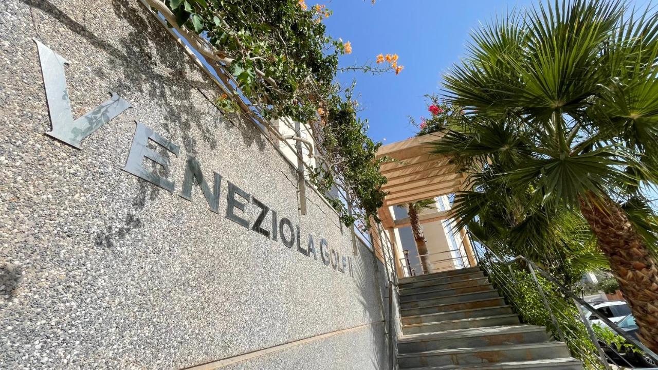 Veneziola Paradise, & Gym